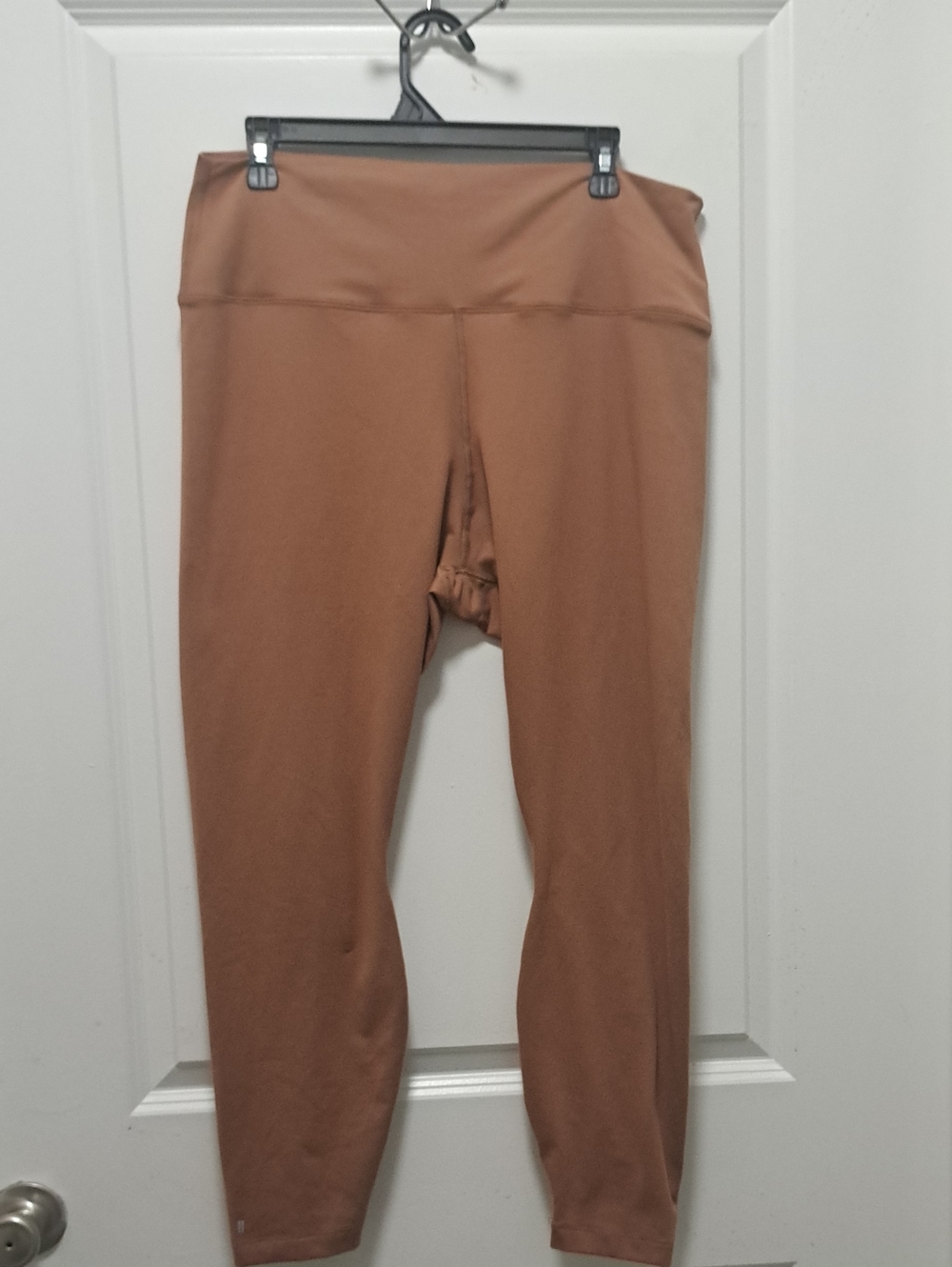 NOBULL Full-Length Leggings in Warm Brown